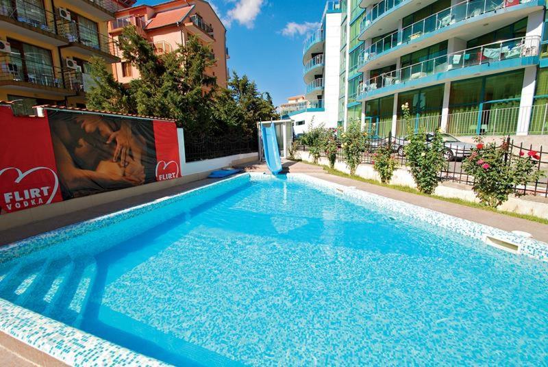 Diamond Hotel Приморсько Екстер'єр фото